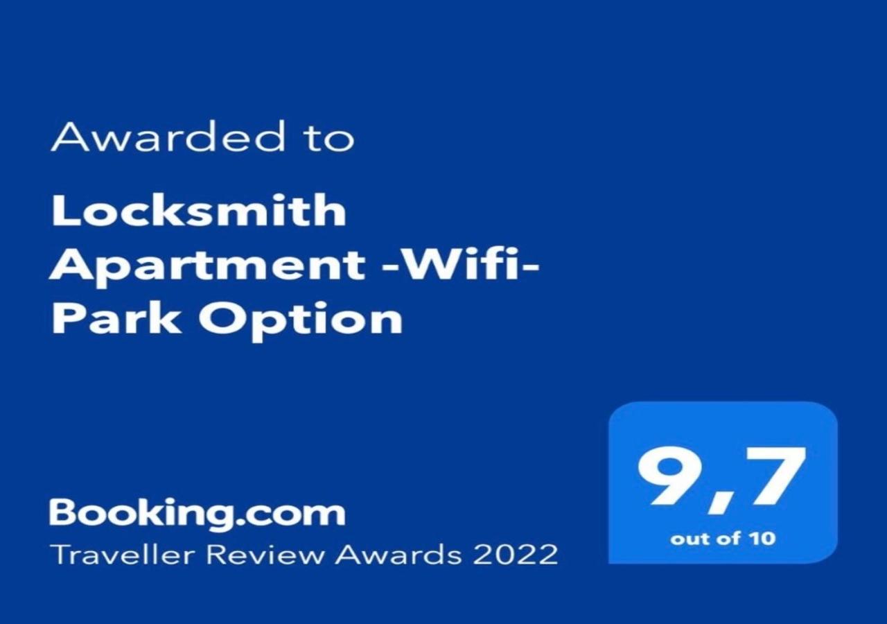 Locksmith Apartment - Park Option Севилья Экстерьер фото